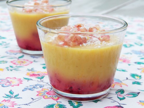 Crèmes mangue, grenade-framboise et lait de coco