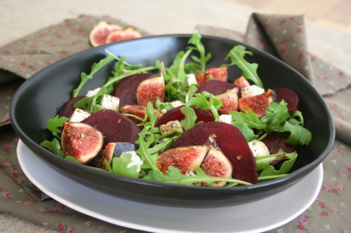 Salade figues, betteraves, chèvre - Cocotte et Biscotte